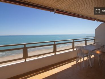 Appartamento con balcone in affitto a Sant Antoni