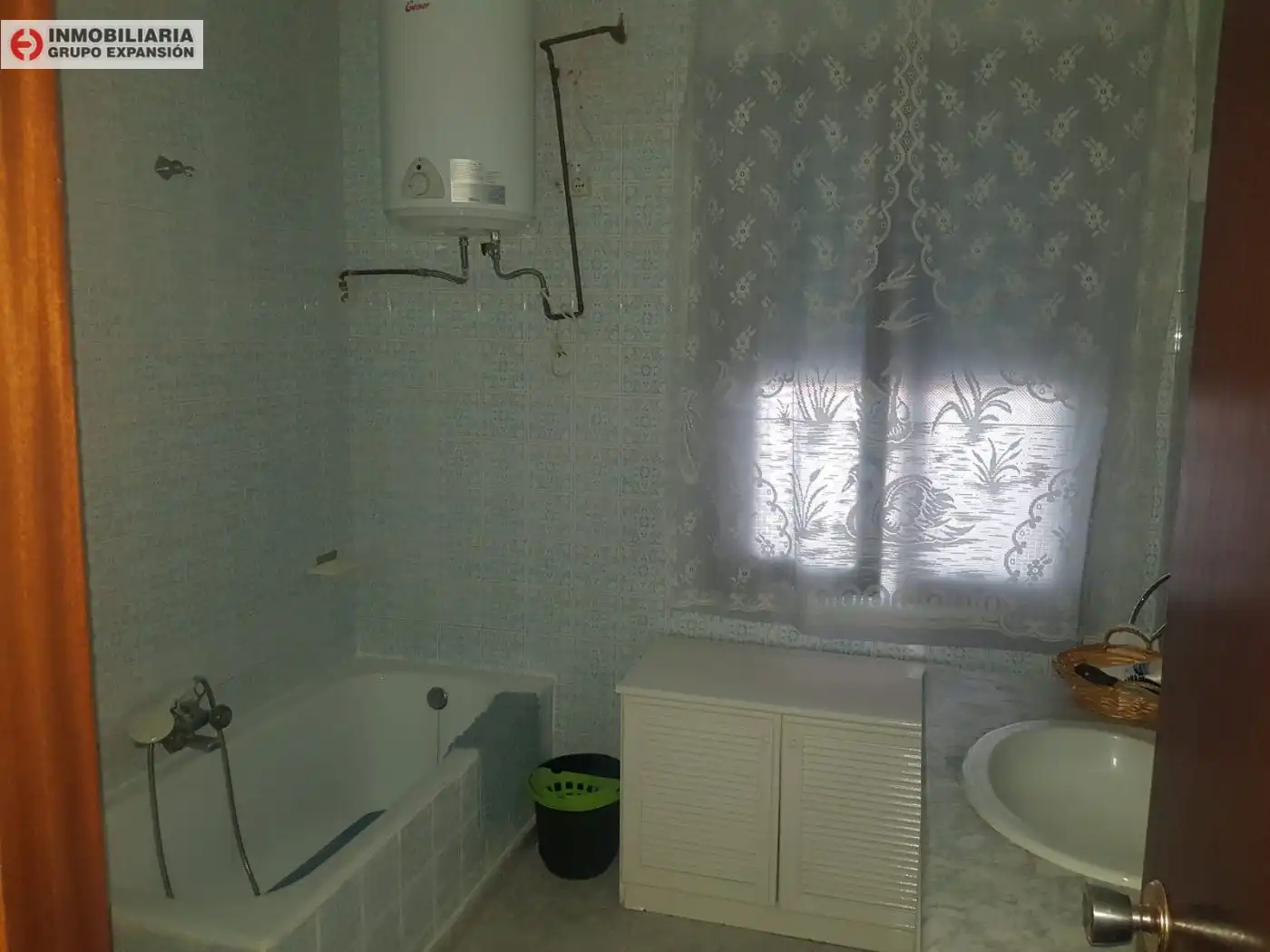 Bathroom of Houses for sale in Aspe  with Private garden, Storage room and Swimming Pool