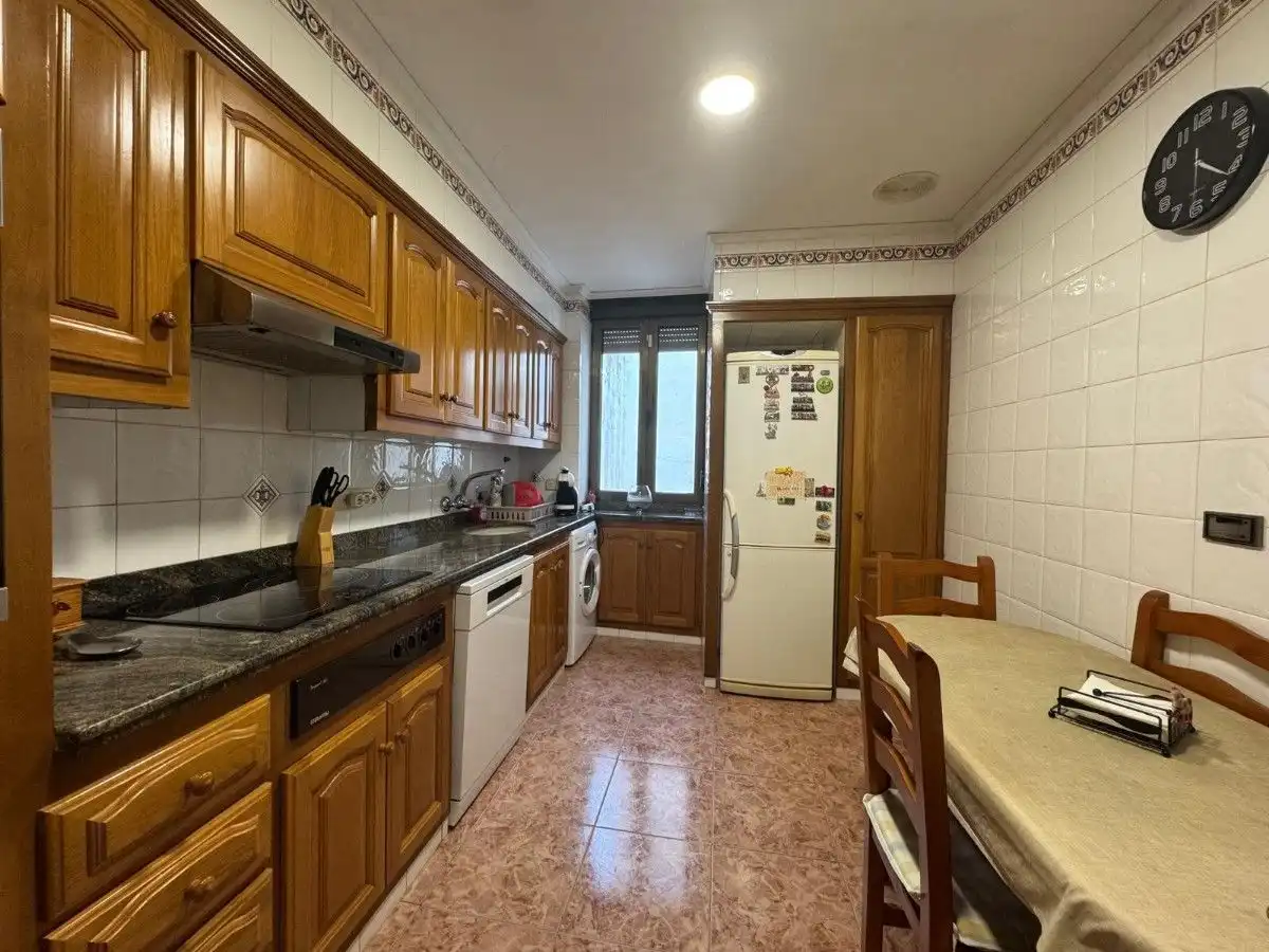 Kitchen of Flat for sale in Tavernes de la Valldigna  with Air Conditioner and Storage room