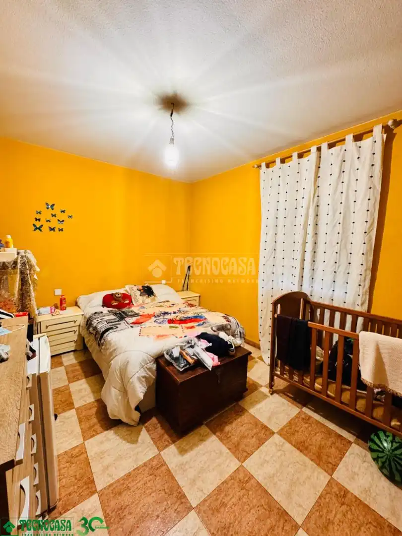 Dormitori de Casa adosada en venda en Burujón amb Calefacció