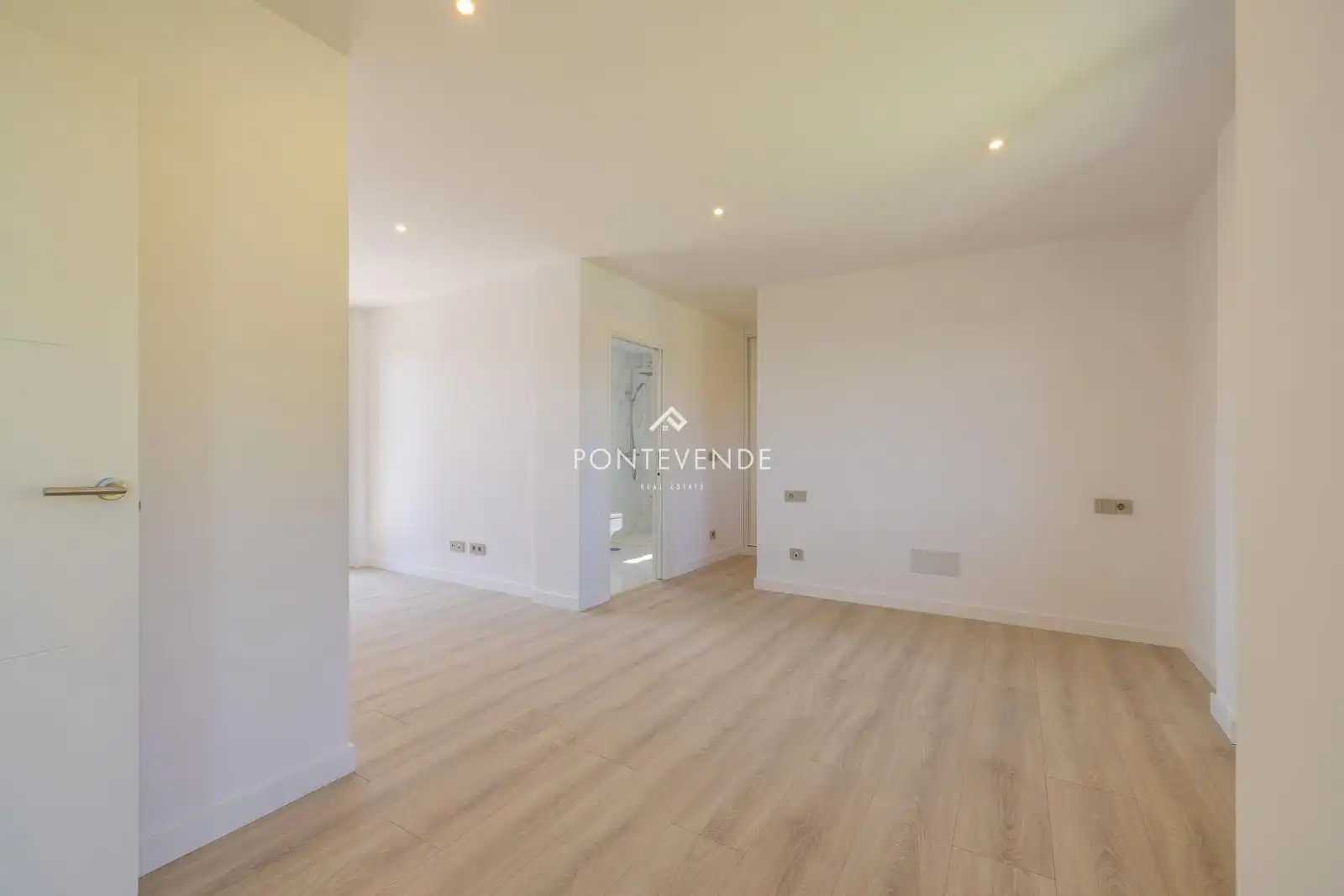 Houses for sale in Sanxenxo  with Private garden, Parquet flooring and Terrace