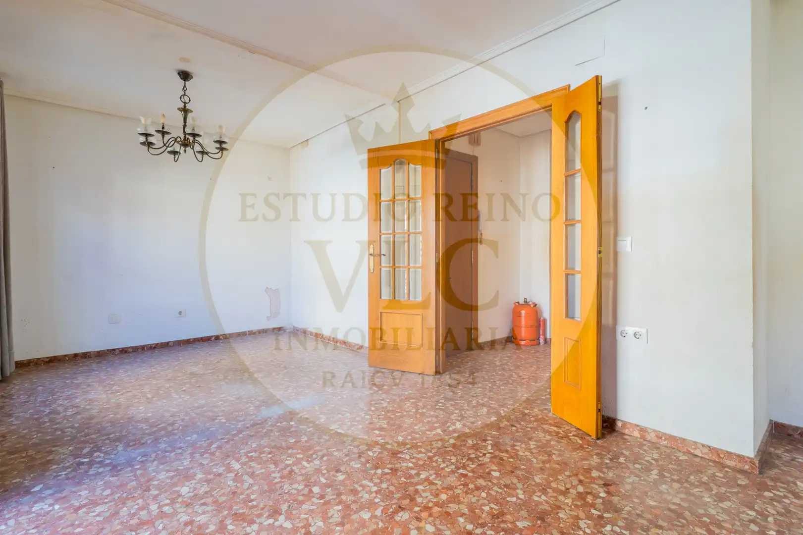 Maisonette zum Verkauf in Valencia mit Terrasse und Balkon