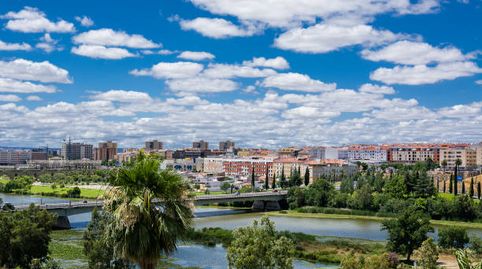 Foto 4 de Piso en venta en Avenida Adolfo Díaz Ambrona, 1, La Estación, Badajoz