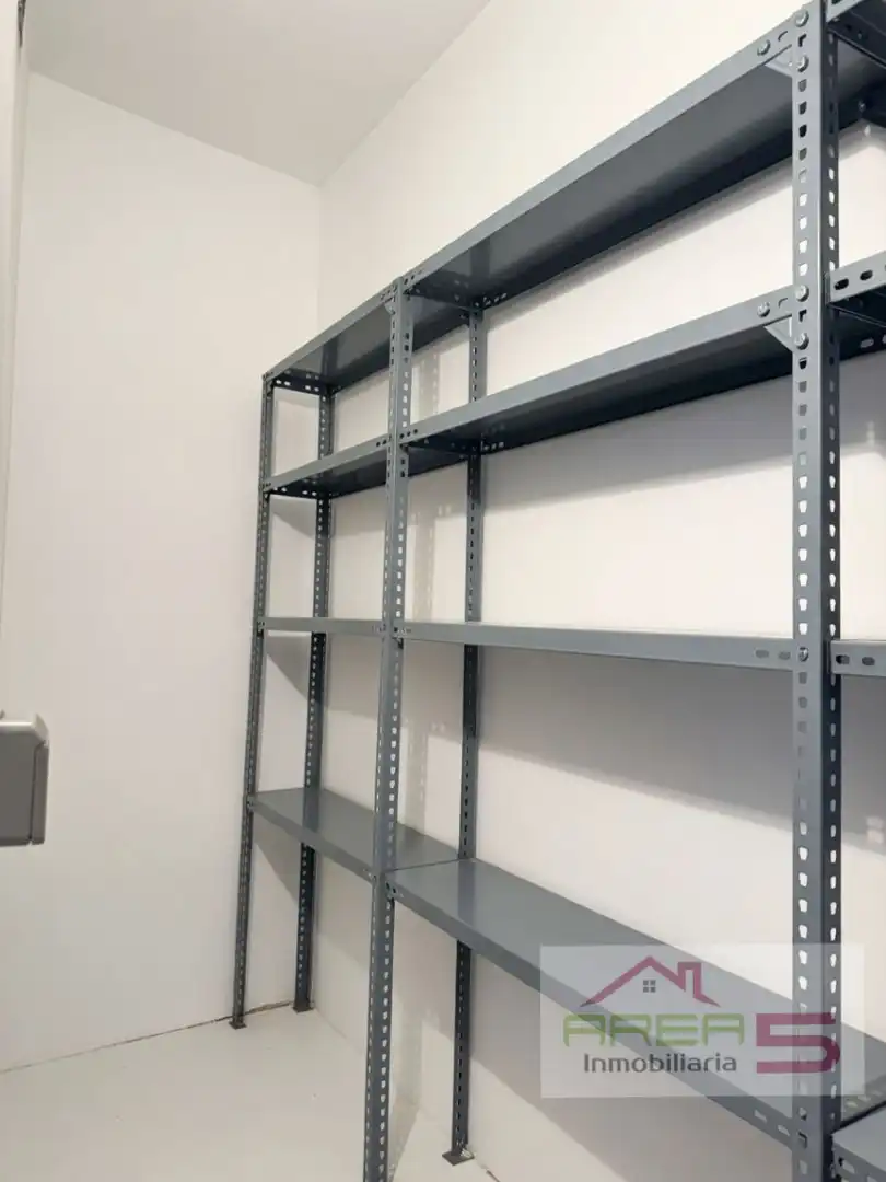 Garage for sale in Centro