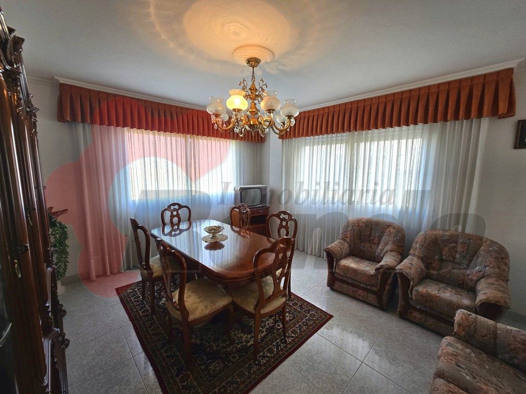 Dining room of Flat for sale in Monterroso  with Furnished