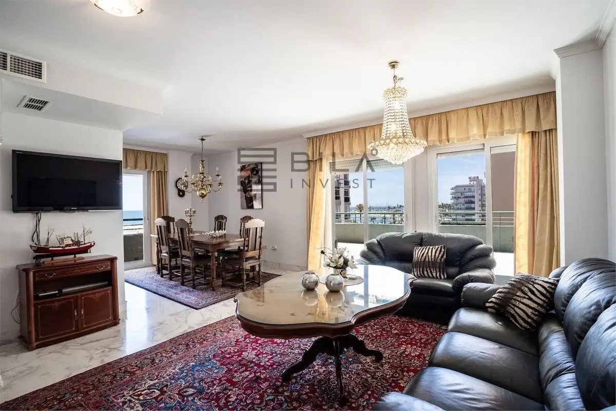 Piso con piscina en venta en Santa Barbara, imagen 7