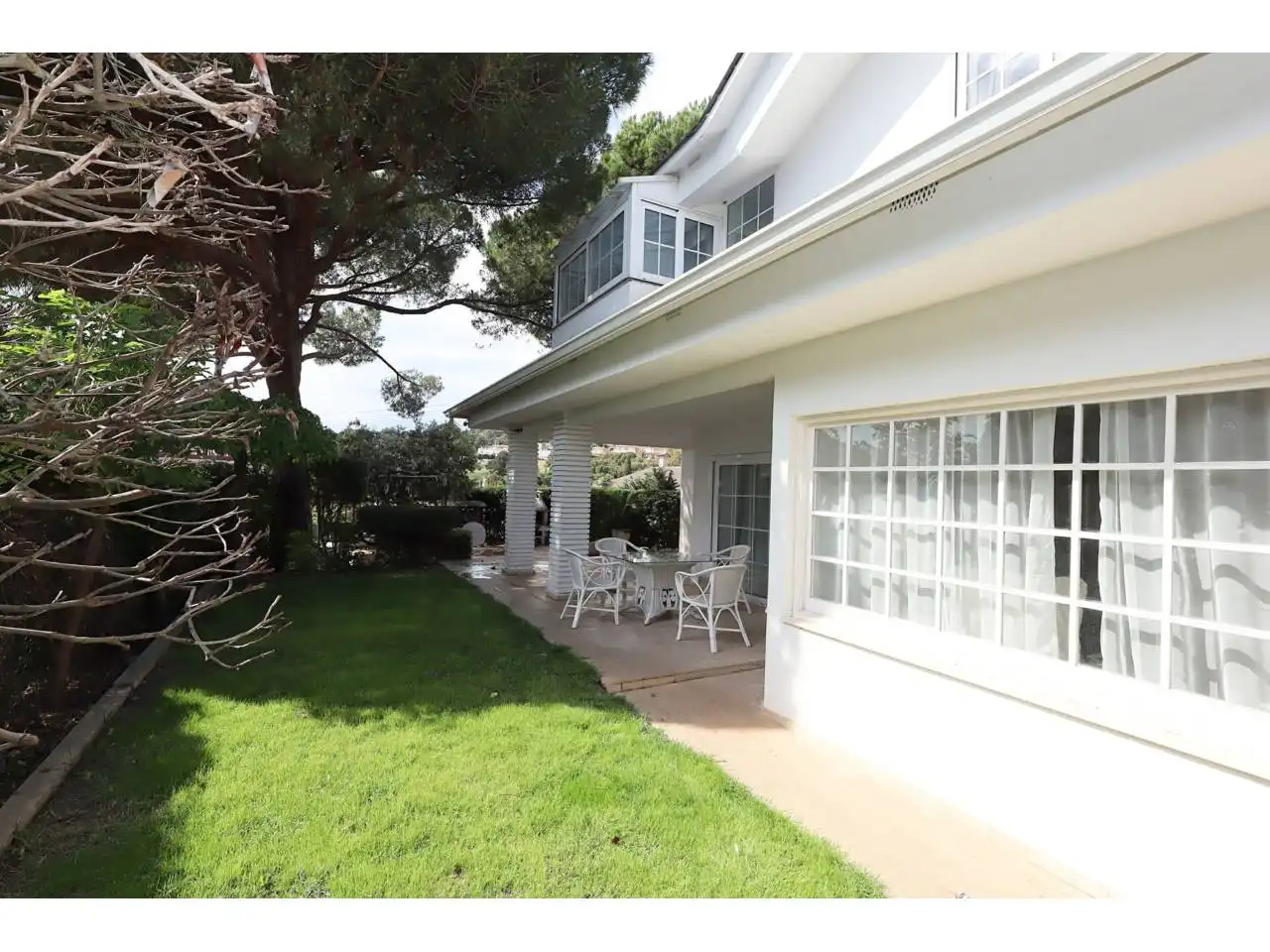 Vista exterior de Casa o xalet en venda en Lloret de Mar amb Aire condicionat, Jardí privat i Terrassa