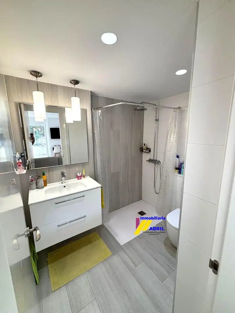 Baño de Apartamento en venta en Cullera con Aire acondicionado, Jardín privado y Terraza