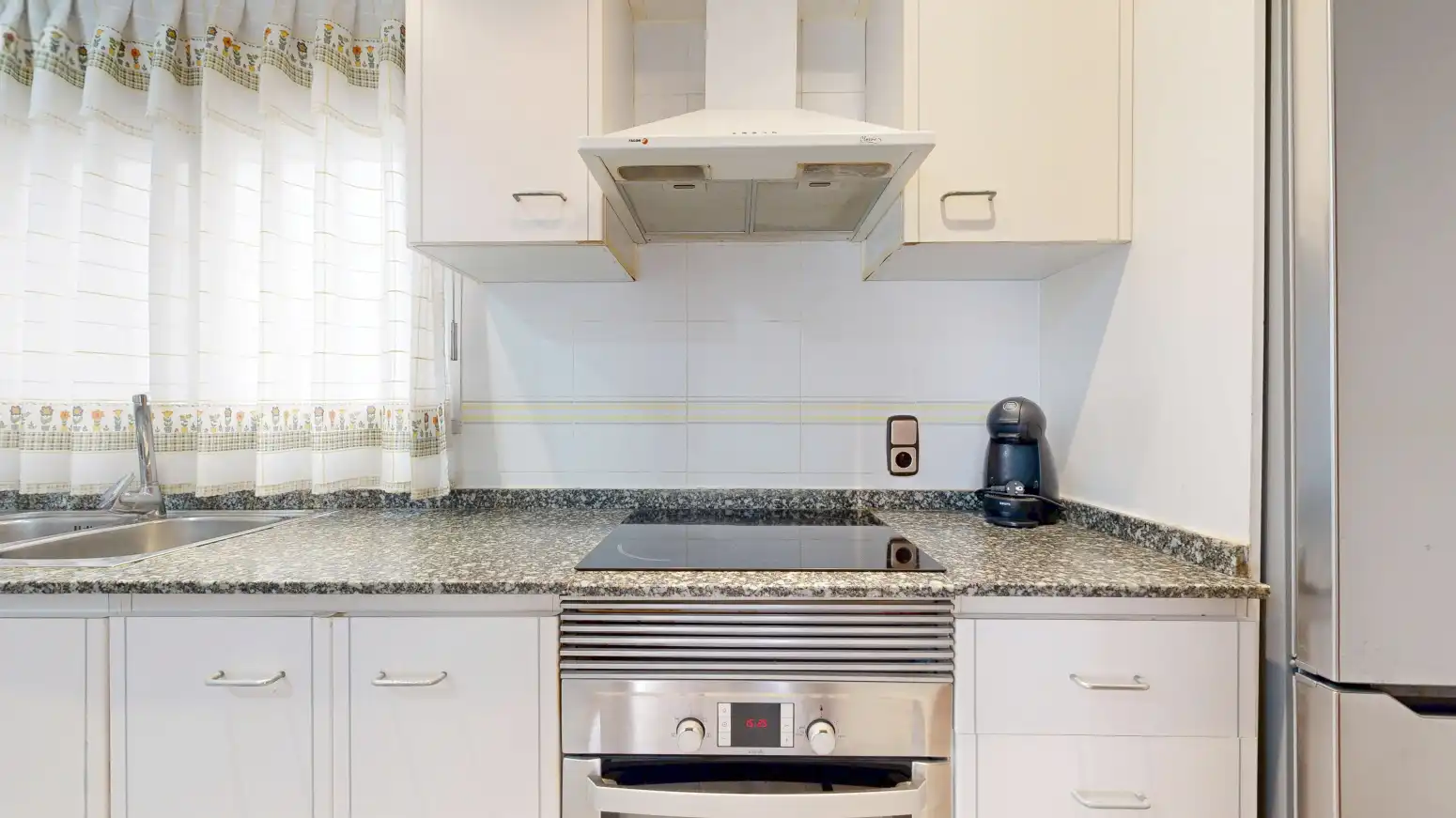 Cocina de Piso en venta en Torrent con Balcón