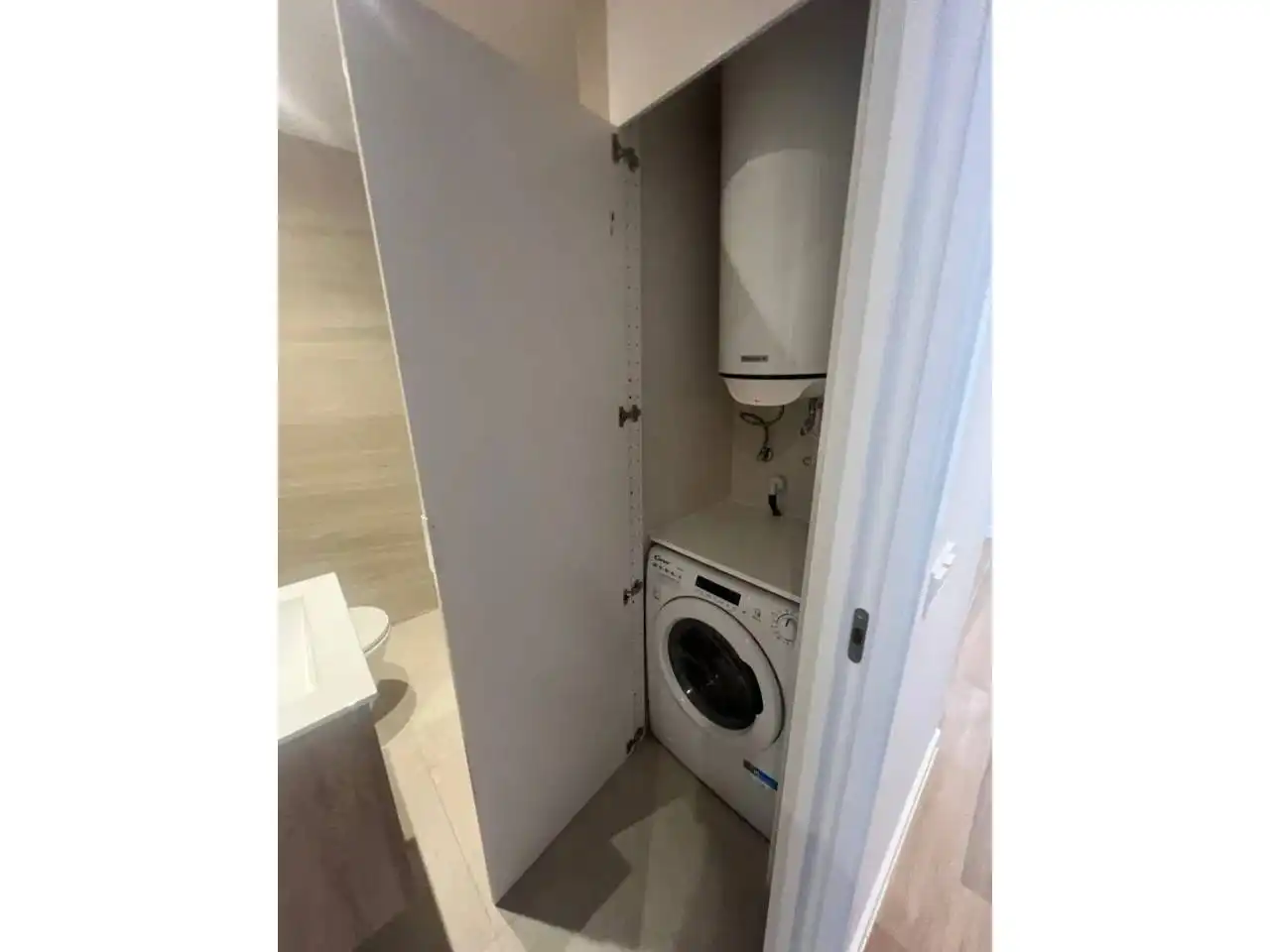 Bathroom of Apartments for sale in Barcelona  with Air Conditioner, Parquet flooring and Furnished