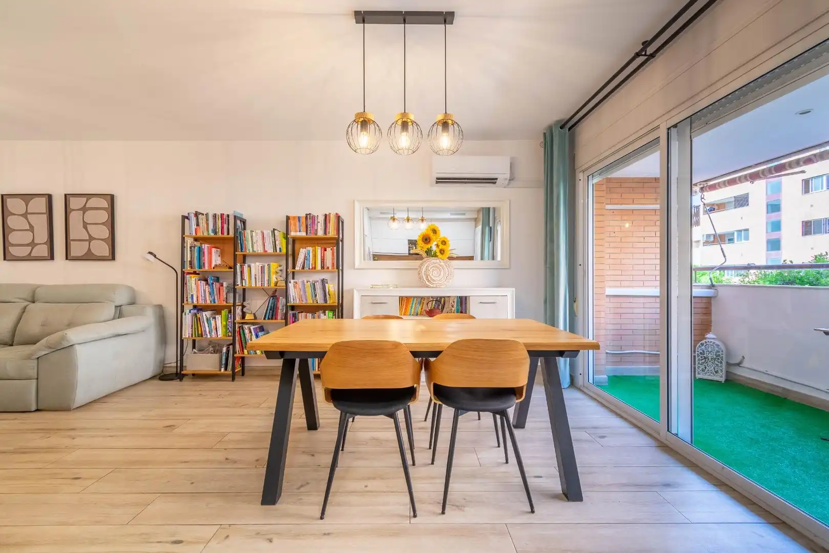 Comedor de Piso en venta en Almería con Aire acondicionado y Terraza