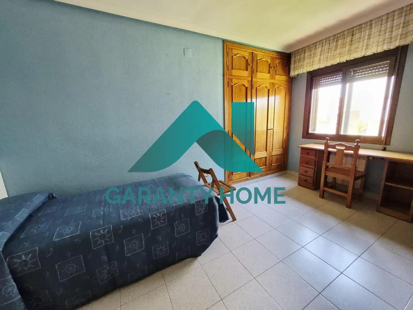 Houses for sale in Cáceres  with Air Conditioner, Heating and Private garden