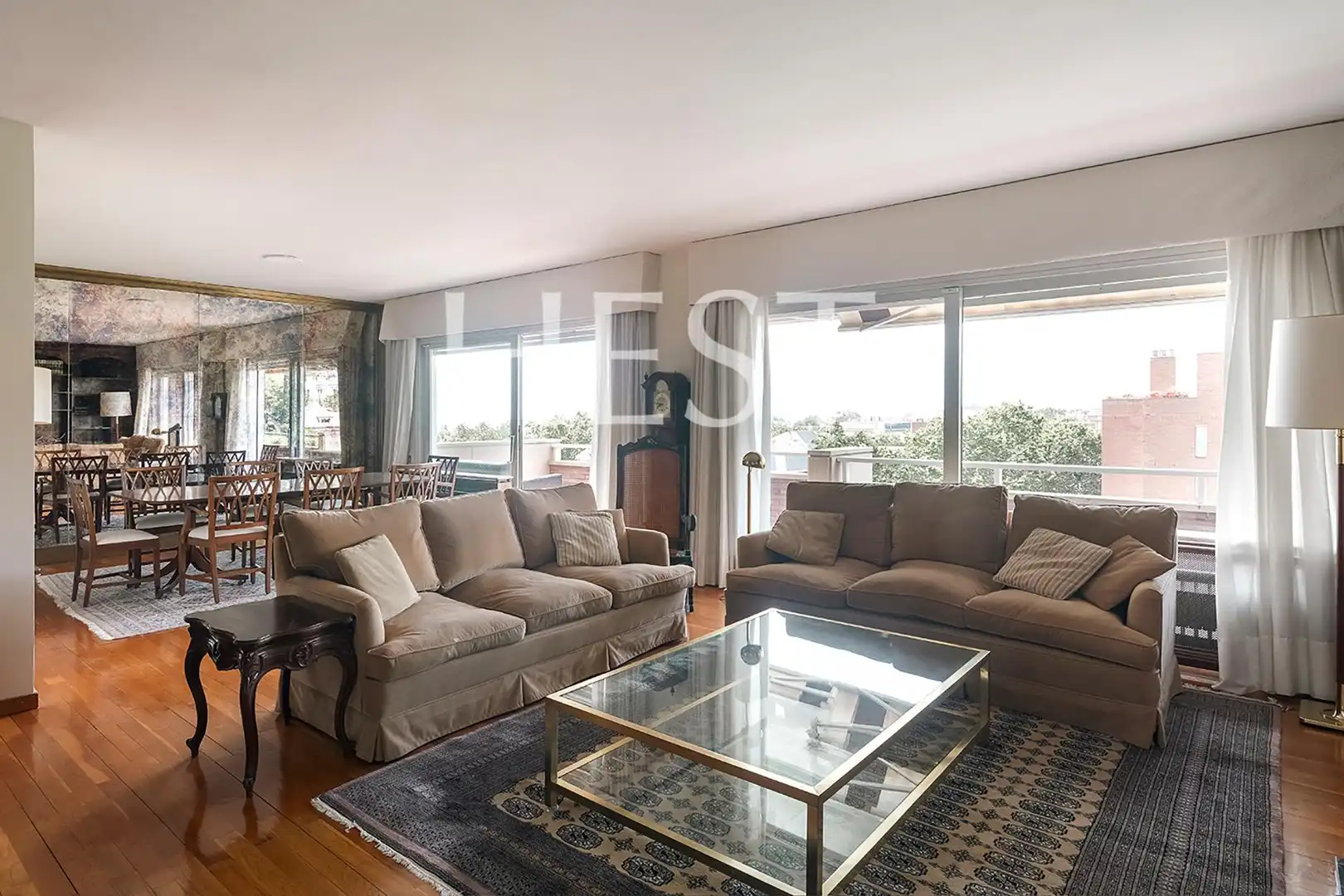 Sala de estar de Piso de alquiler en Barcelona con Calefacción, Jardín privado y Parquet