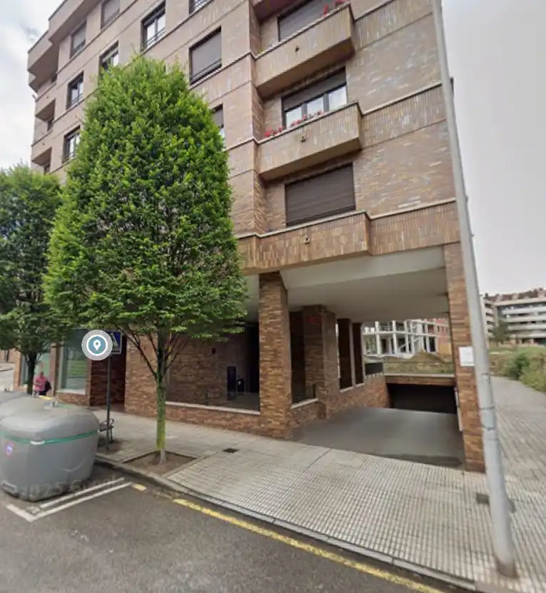 Vista exterior de Garaje en venta en Gijón 