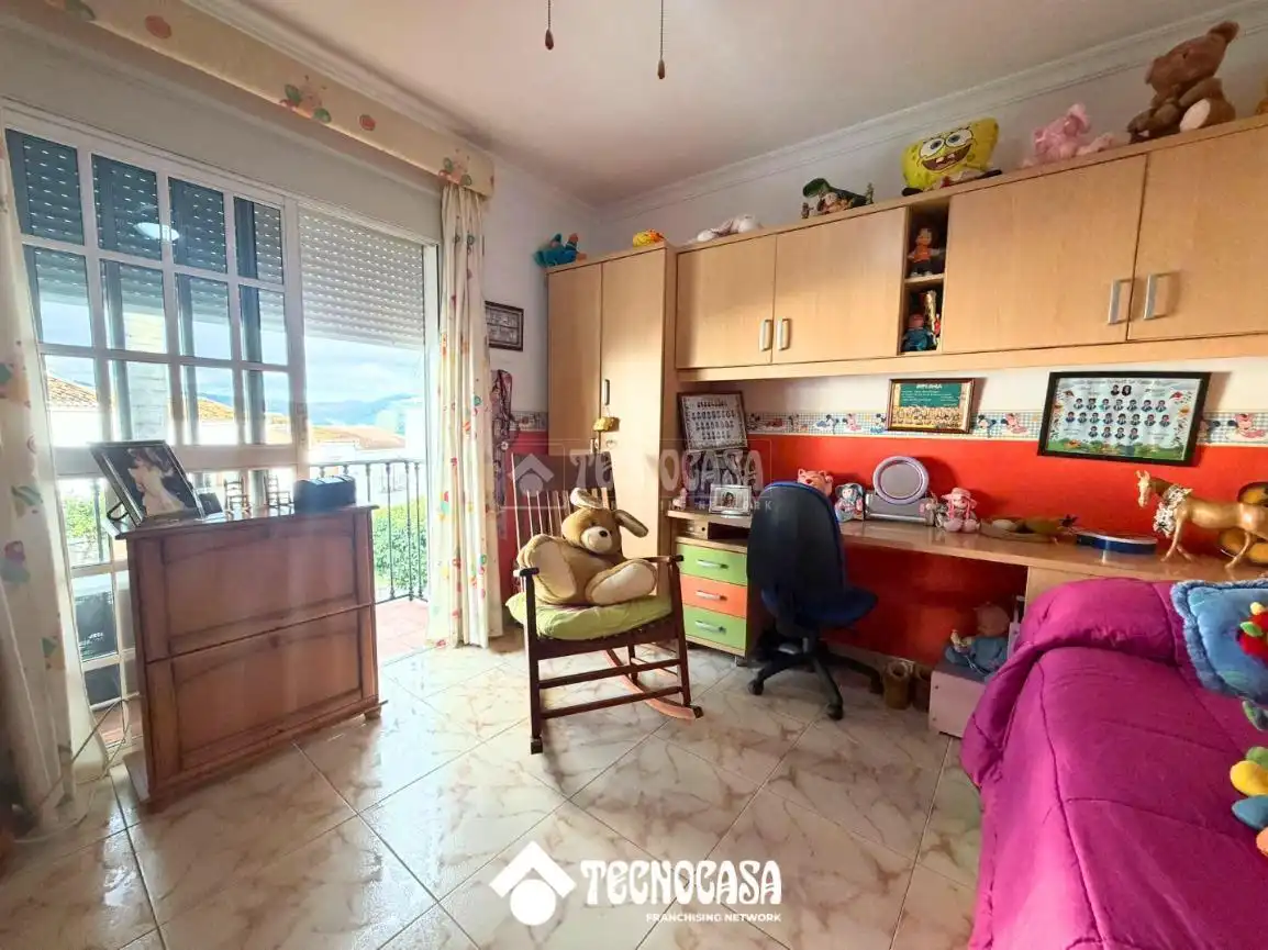 Habitación de Casa adosada en venta en Álora con Terraza y Balcón