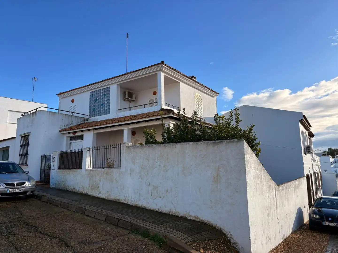 Vista exterior de Casa o xalet en venda en Ayamonte amb Aire condicionat, Jardí privat i Terrassa