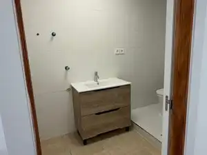 Baño de Local de alquiler en Torredembarra con Amueblado