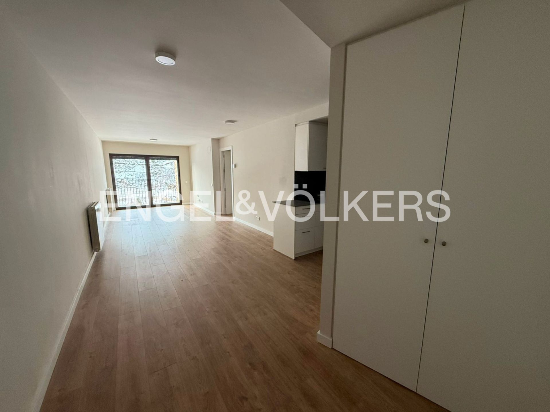 Piso de alquiler en Canillo con Calefacción, Parquet y Terraza