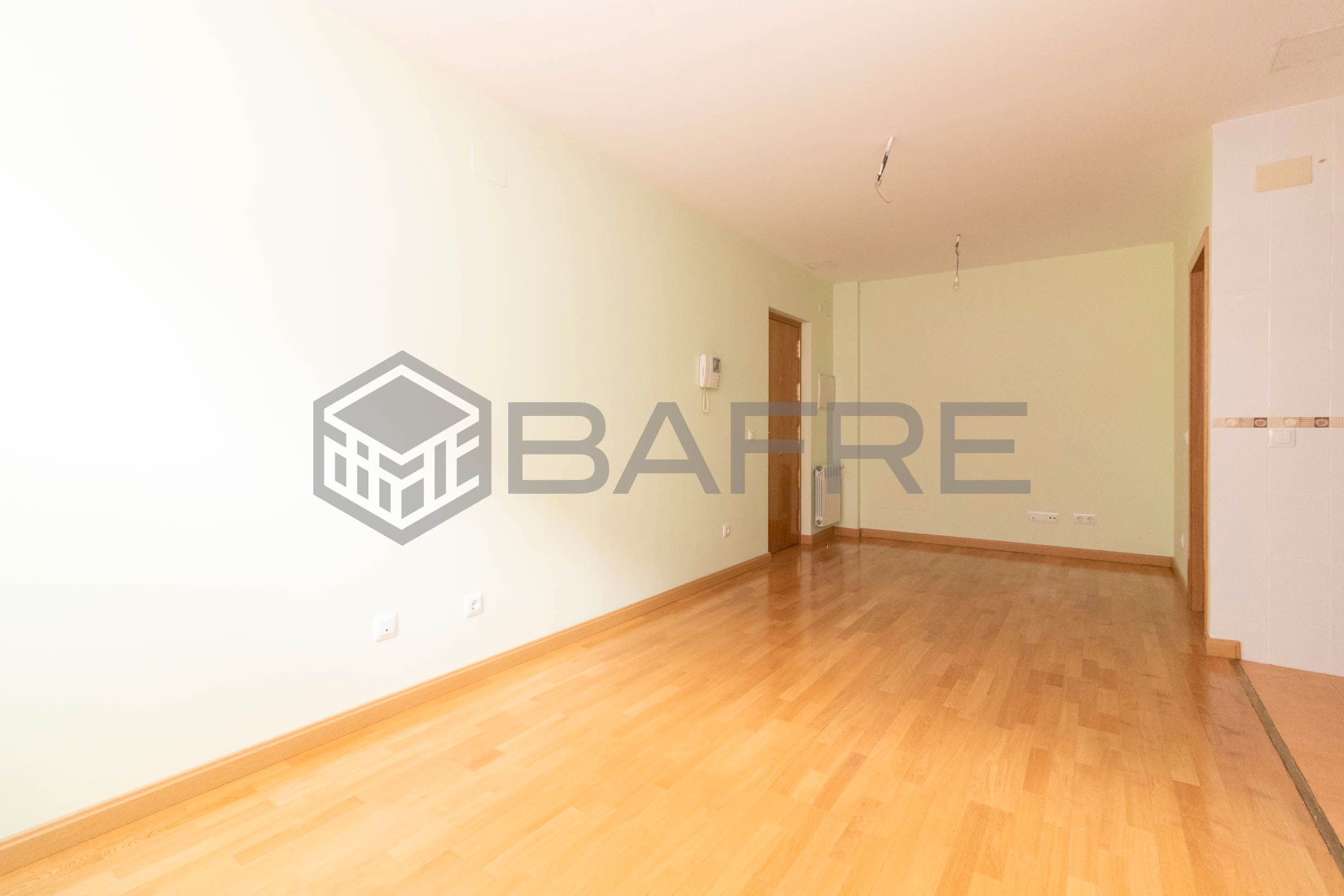 Dormitori de Pis en venda en  Madrid Capital amb Calefacció