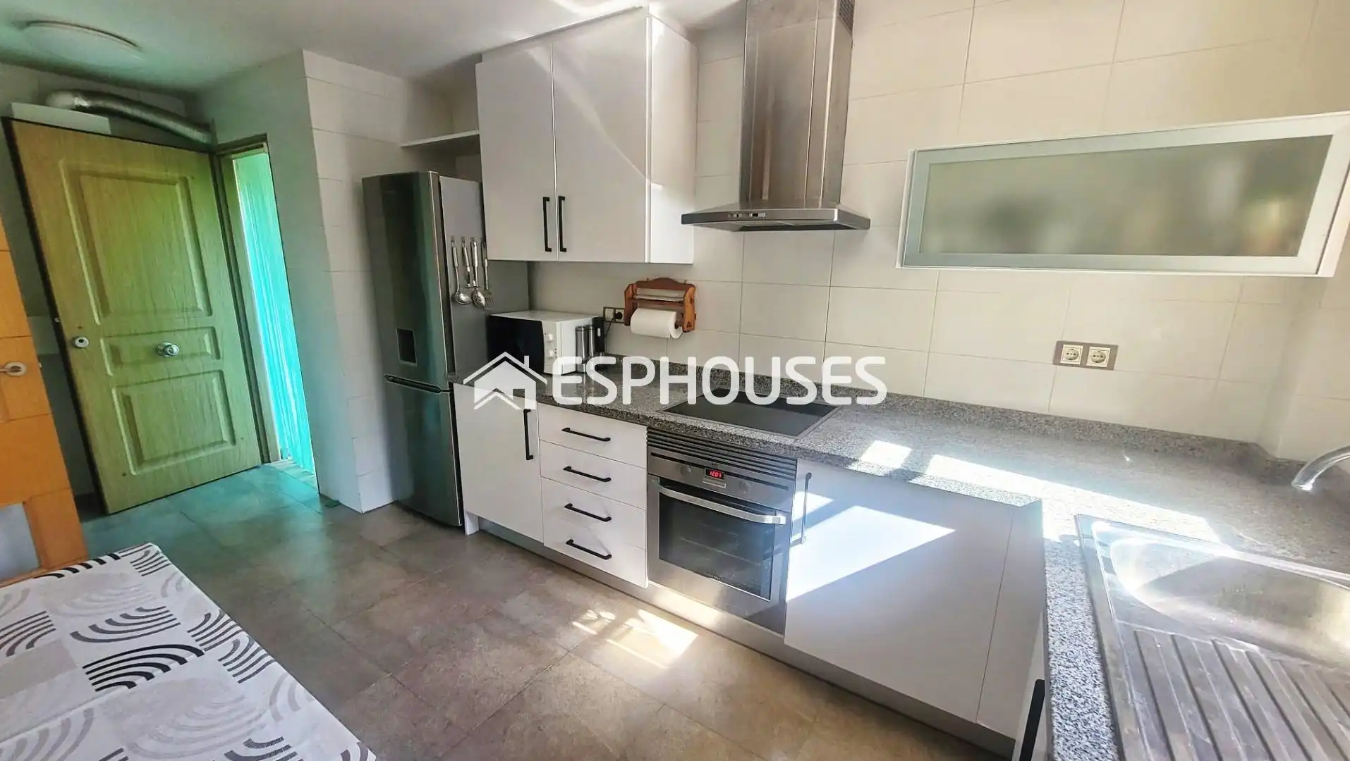 Kitchen of Houses for sale in Finestrat  with Storage room, Swimming Pool and Balcony