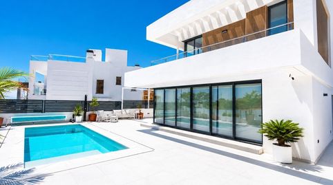 Foto 2 de Casa o xalet en venda a Capistrano, Nerja