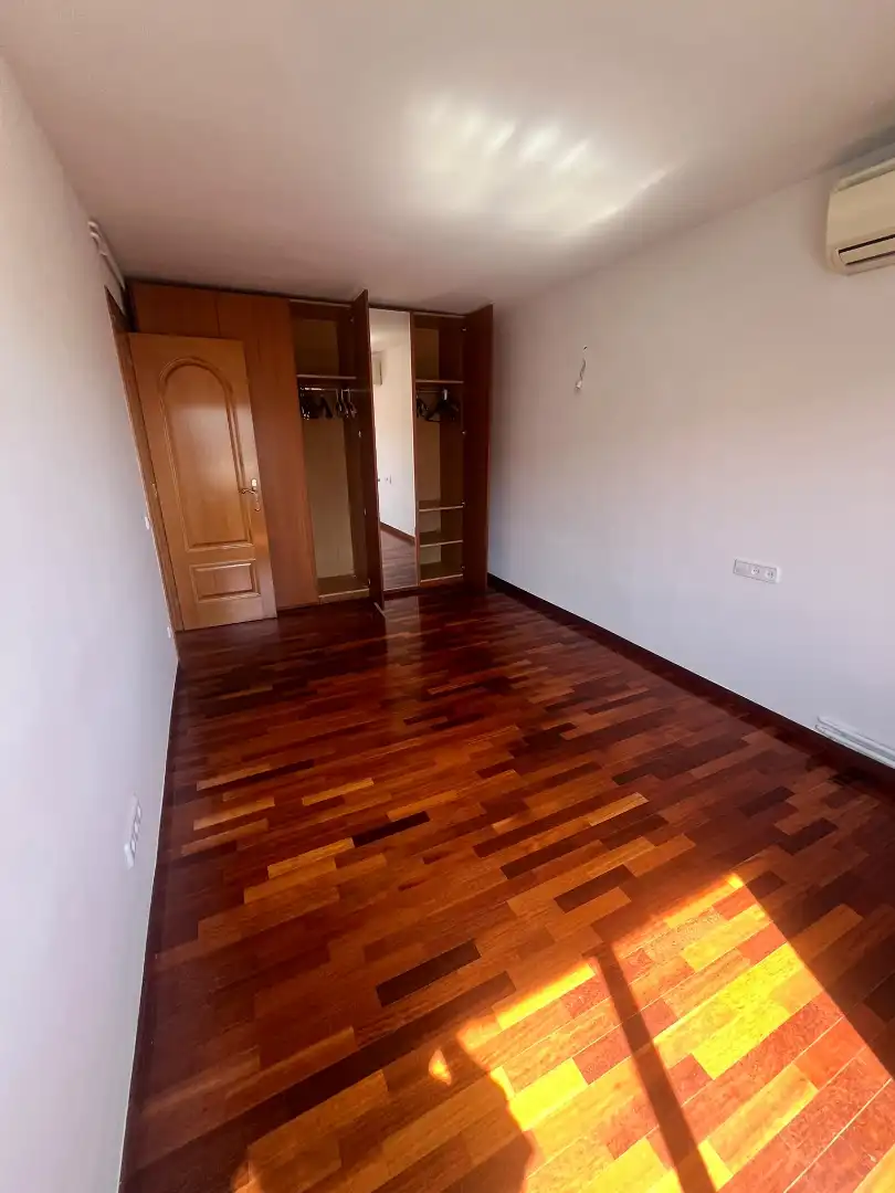 Piso de alquiler en Les Corts