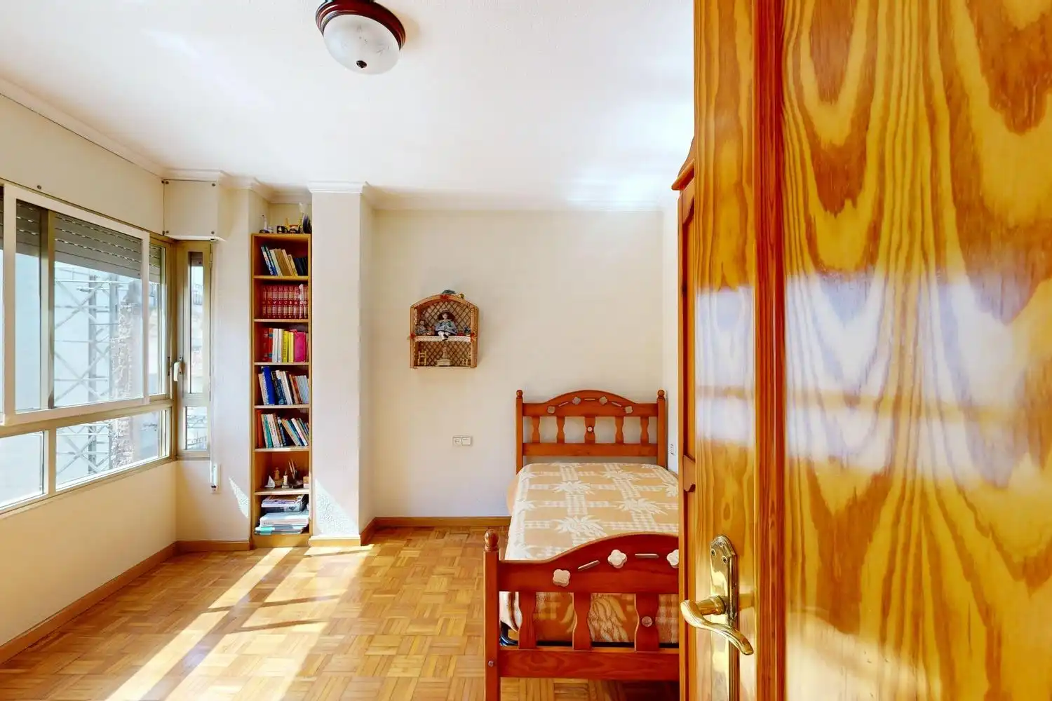 Dormitori de Pis en venda en Cartagena amb Aire condicionat, Parquet i Moblat