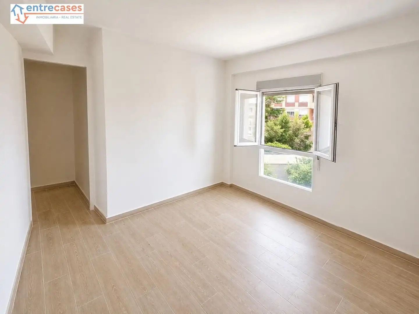 Bedroom of Flat for sale in Gilet