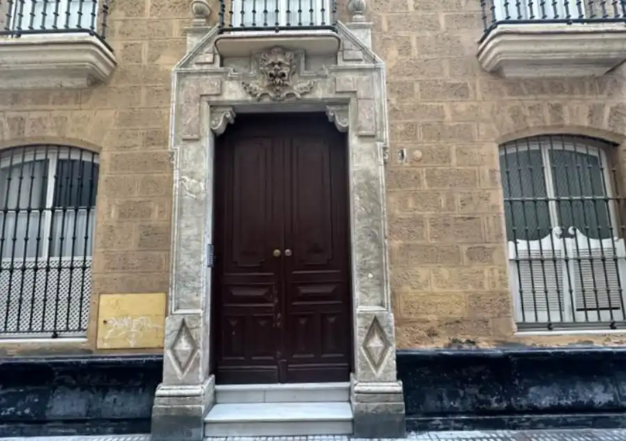 Außenansicht von Maisonette zum Verkauf in  Cádiz Capital