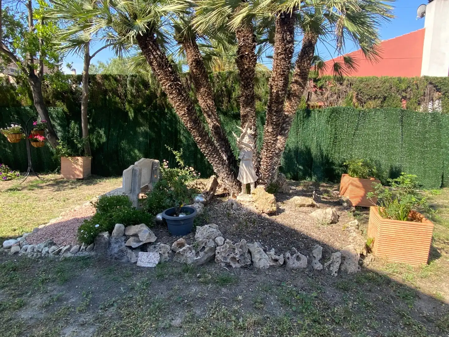 Jardí de Casa o xalet en venda en Petrer amb Aire condicionat, Terrassa i Piscina