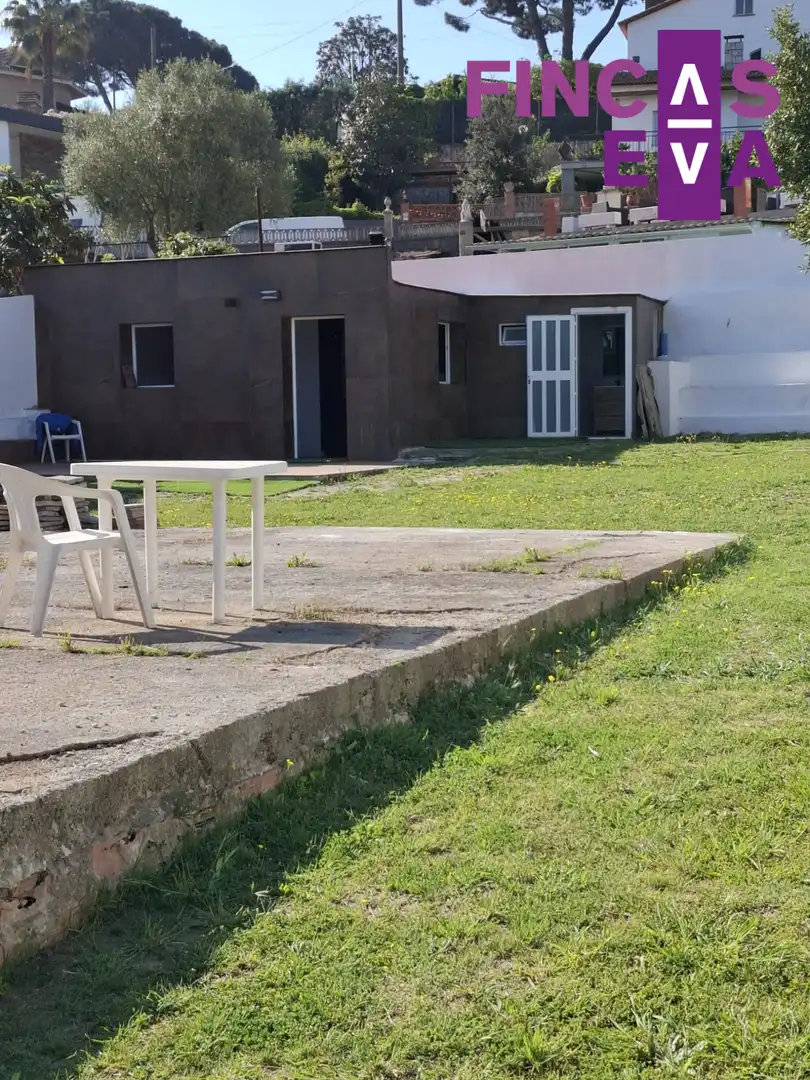 Vista exterior de Casa o chalet en venta en Vilanova del Vallès con Calefacción, Jardín privado y Terraza