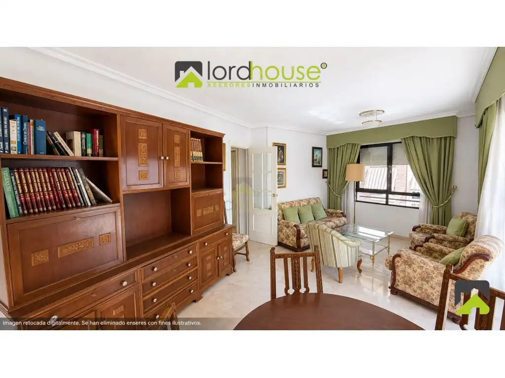Piso con ascensor en venta en Calle Jose Mouliaa 55, imagen 8