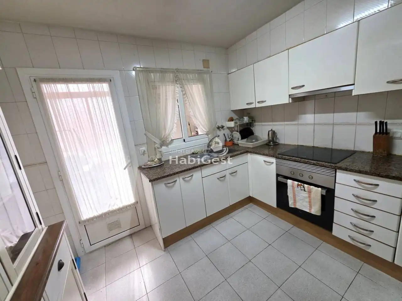 Piso con terraza en venta en Calle Castell de Solterra, imagen 3