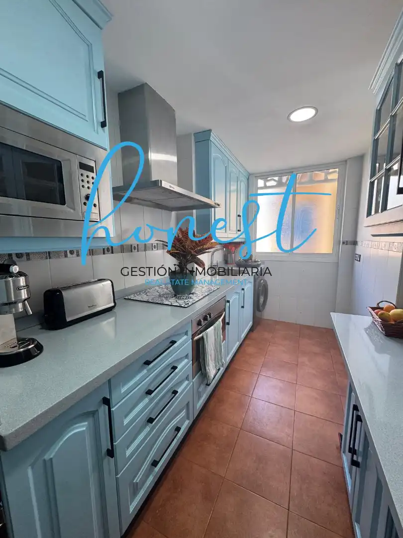 Cocina de Piso en venta en Torremolinos con Aire acondicionado, Terraza y Amueblado