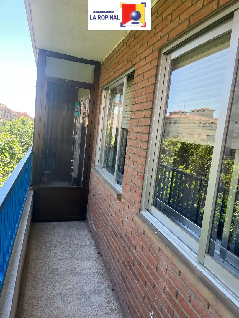 Balcony of Flat for sale in Salamanca  with Heating, Parquet flooring and Furnished