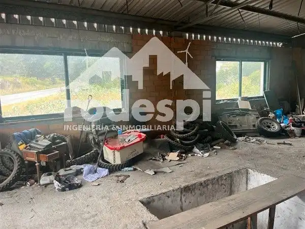 Industrial buildings for sale in A Cañiza    with Alarm