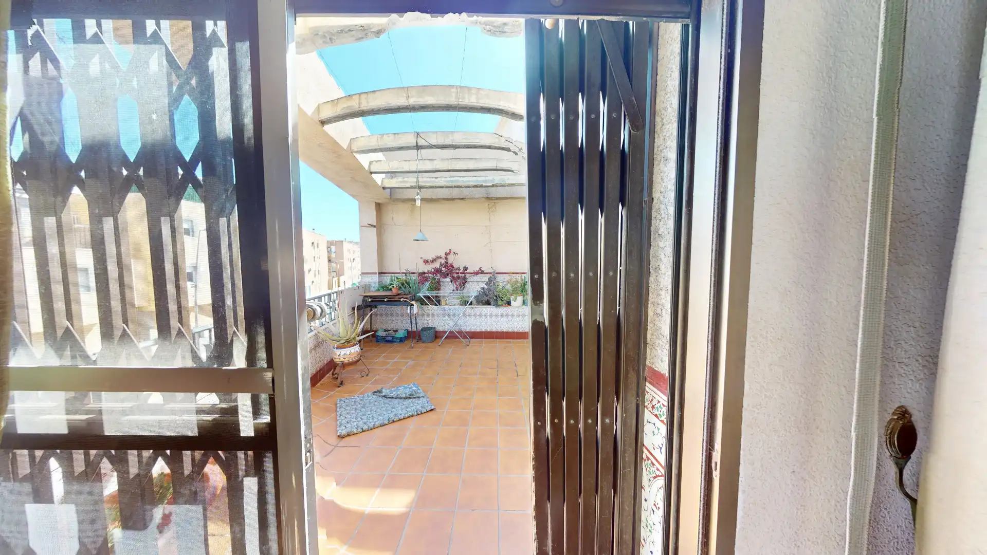 Terrassa de Casa o xalet en venda en Almería amb Aire condicionat, Terrassa i Traster
