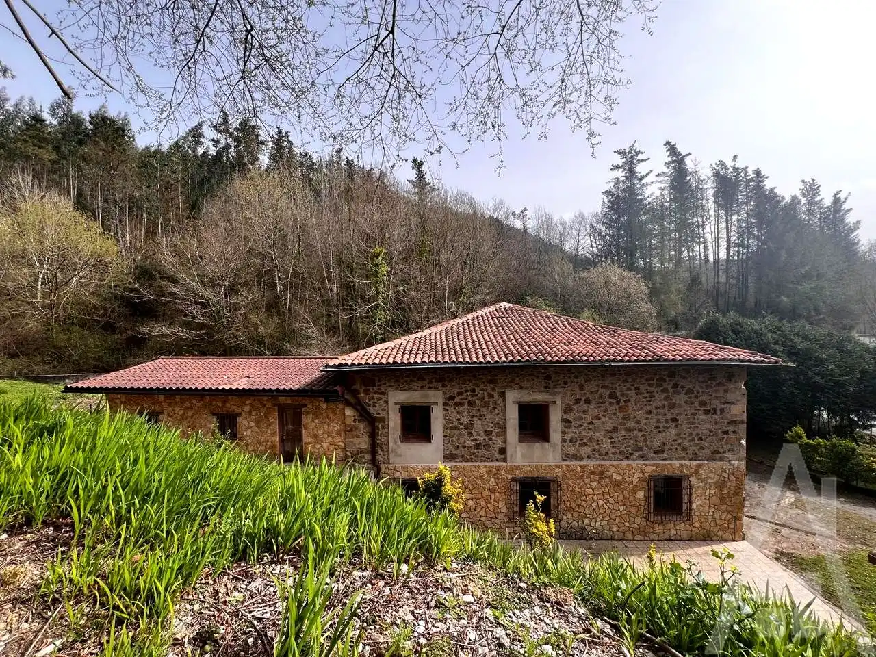 Vista exterior de Casa o xalet en venda en Munitibar-Arbatzegi Gerrikaitz amb Calefacció, Jardí privat i Terrassa
