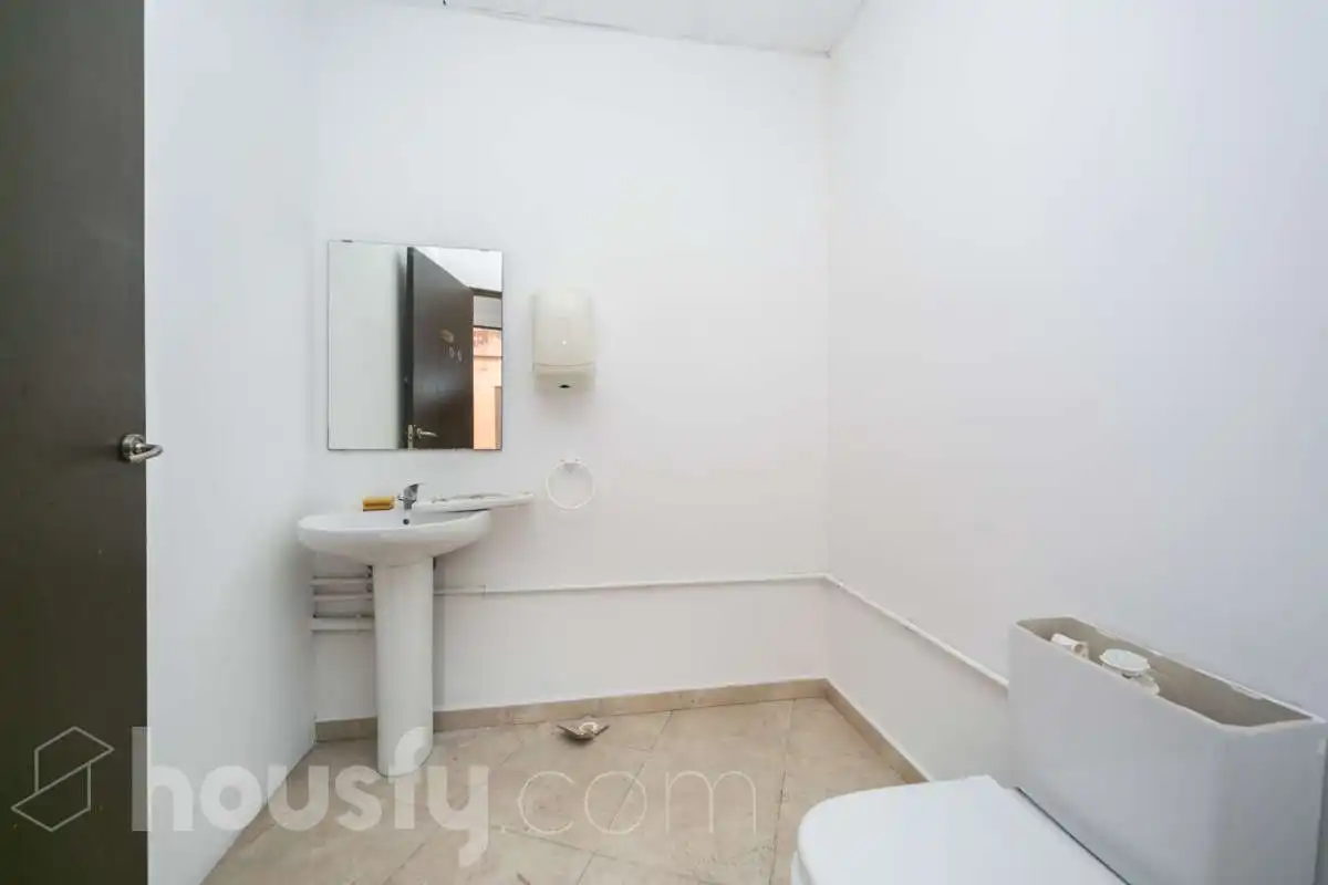 Commercial properties for sale in Passeig, Poble - Casc Antic