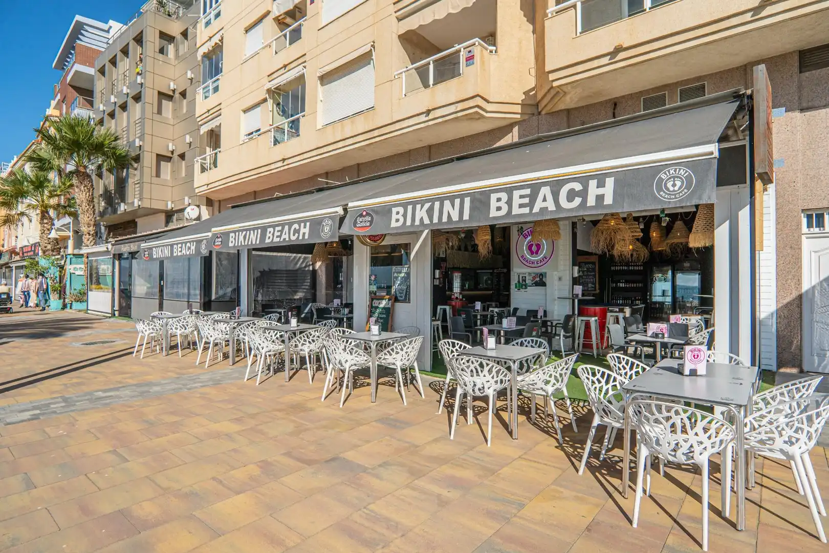 Local de alquiler en Rincón de la Victoria con Aire acondicionado, Terraza y Amueblado