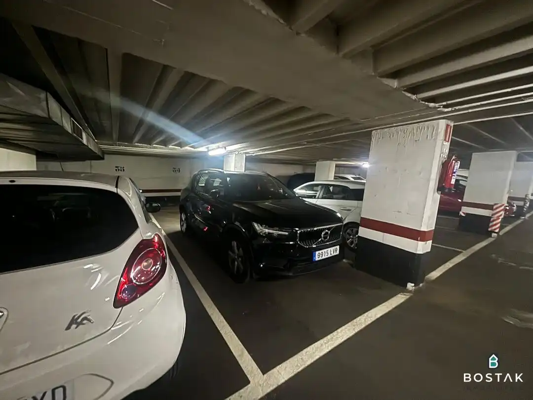 Parking de Garaje en venta en Bilbao 