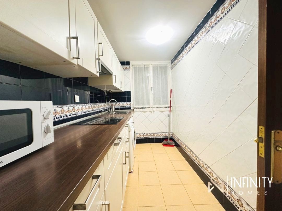 Kitchen of Flat to rent in Bilbao   with Heating and Balcony