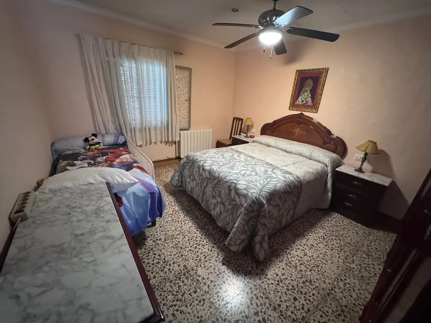Habitación de Finca rústica en venta en Villena con Aire acondicionado, Calefacción y Jardín privado