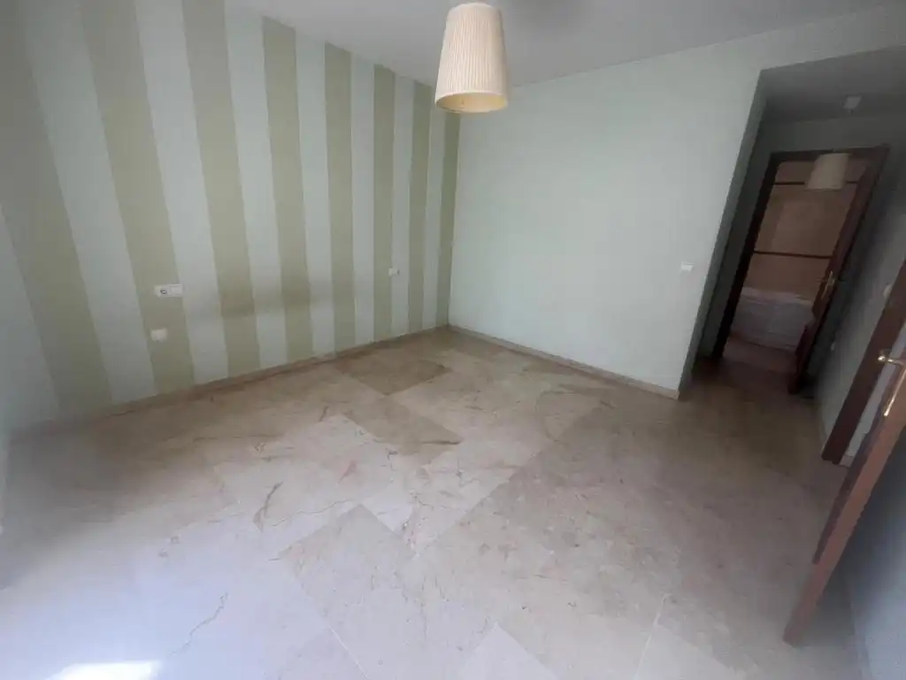 Terraced house with pool for sale in Calle Camilo José Cela, imagen 5