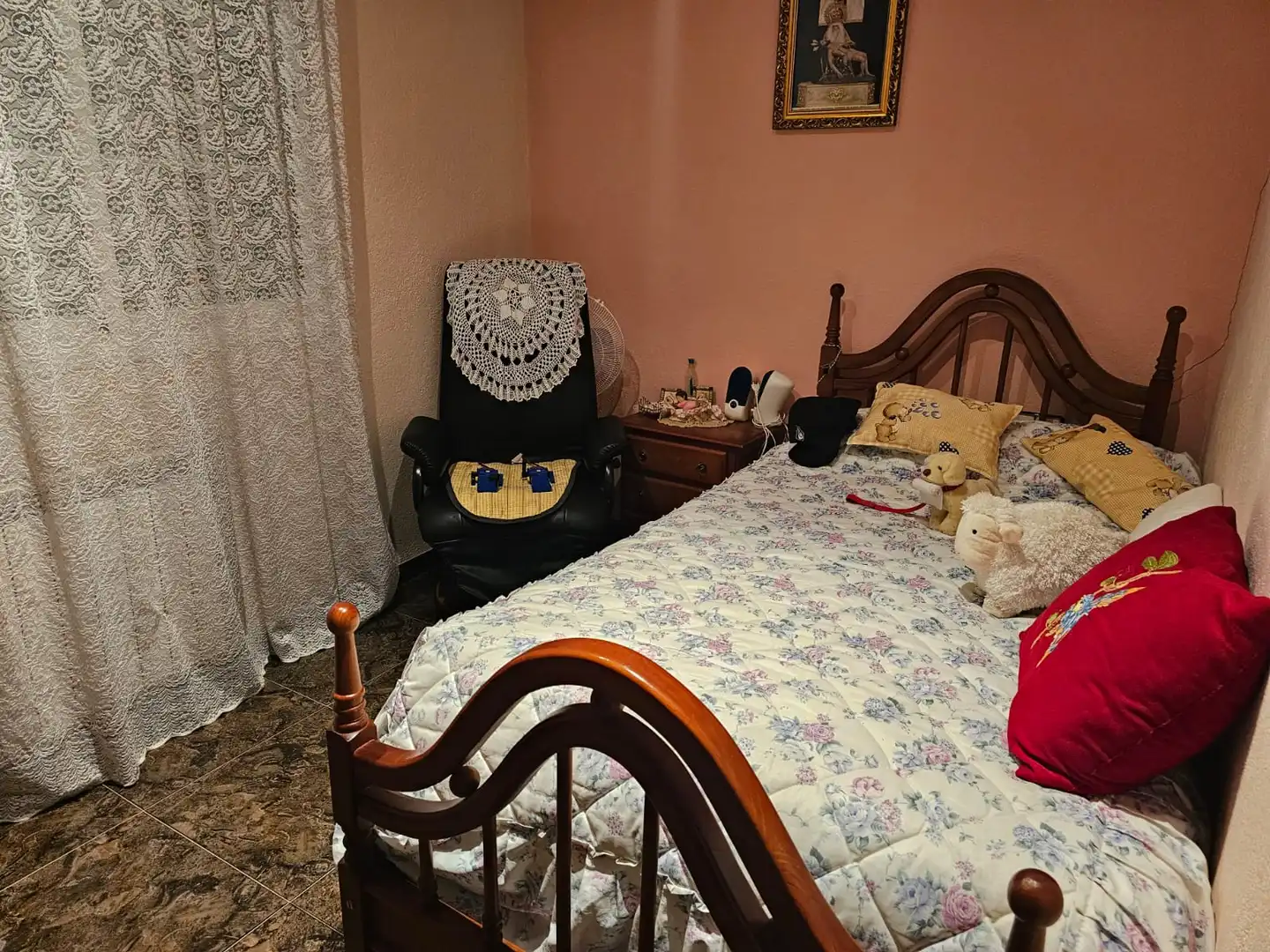 Dormitori de Casa o xalet en venda en Girona amb Calefacció, Jardí privat i Terrassa