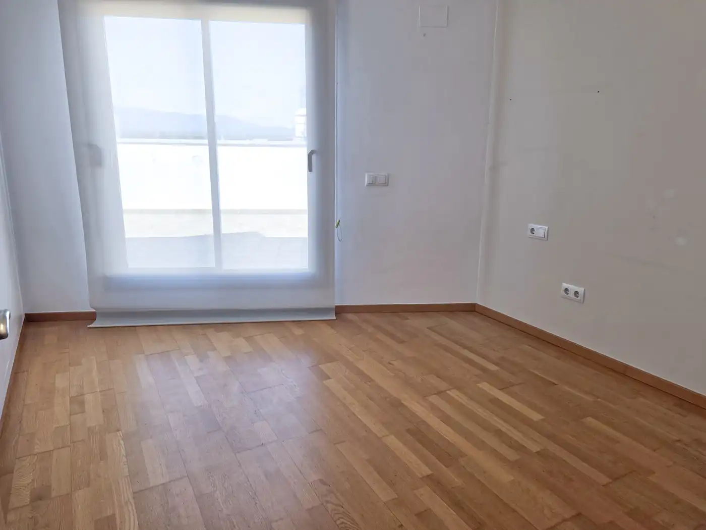 Bedroom of Attic for rent in Figueres  with Air Conditioner, Heating and Terrace
