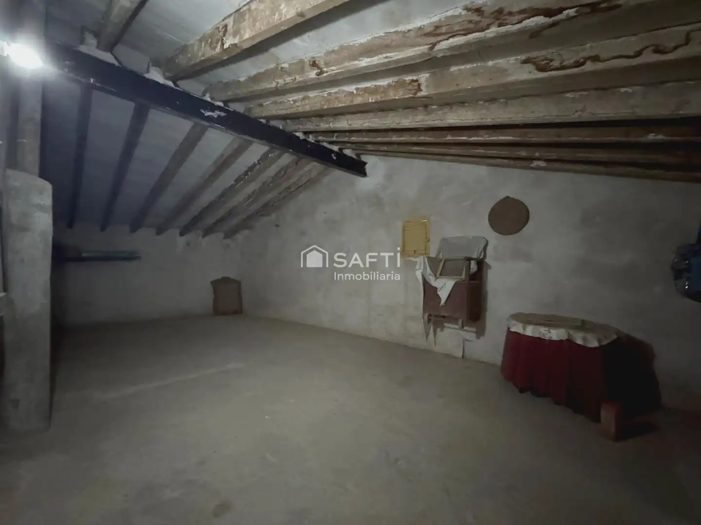 Casa adosada en venta en Algueña con Terraza
