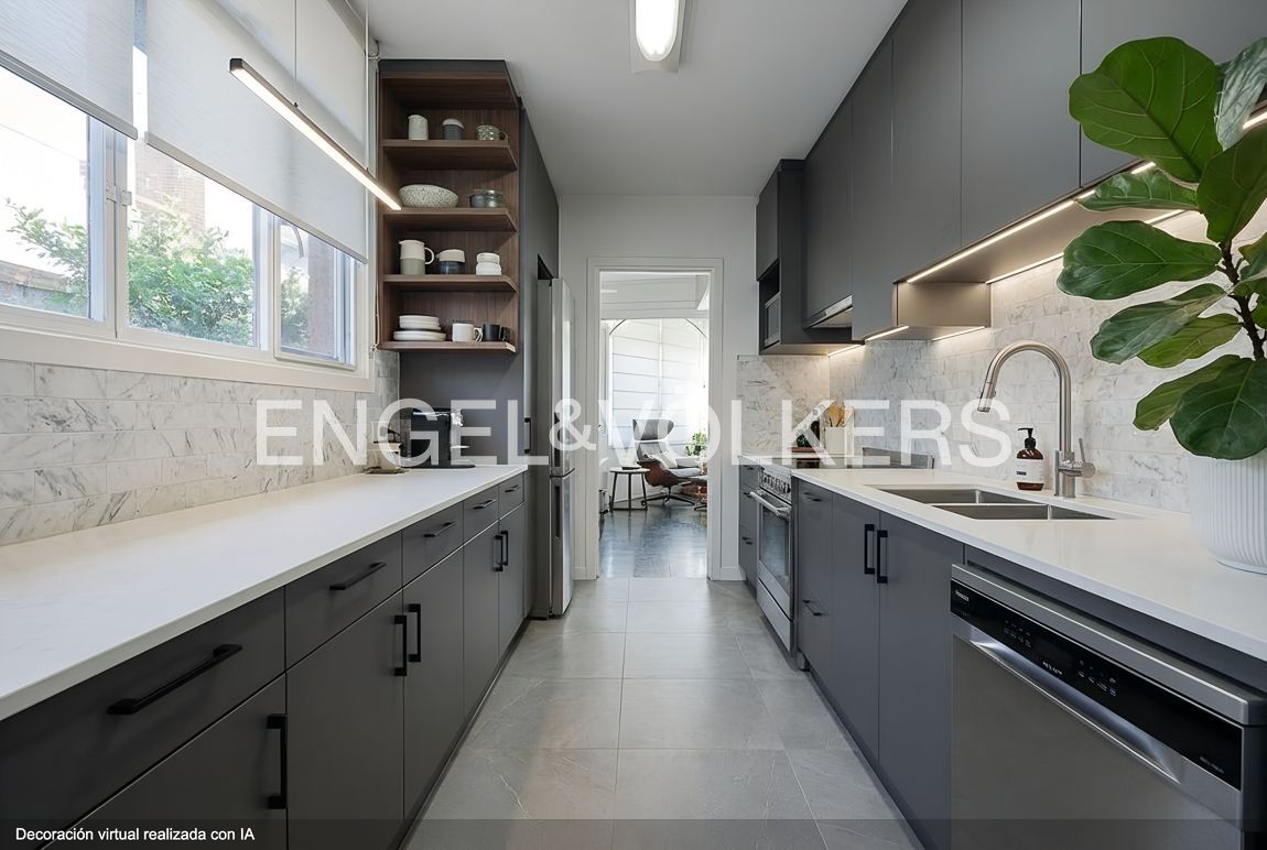 Cocina de Piso en venta en  Valencia Capital con Calefacción, Terraza y Trastero