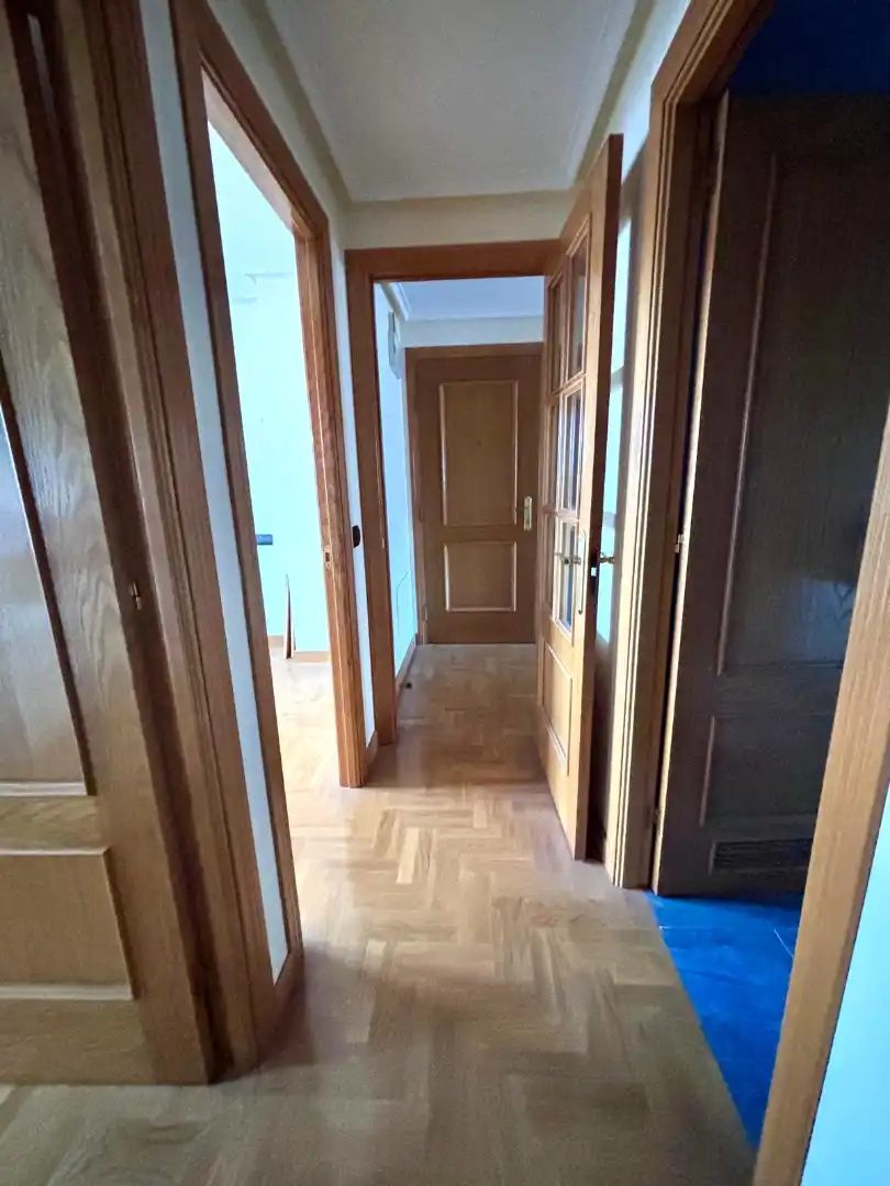 Piso en venta en Gijón  con Calefacción, Parquet y Terraza