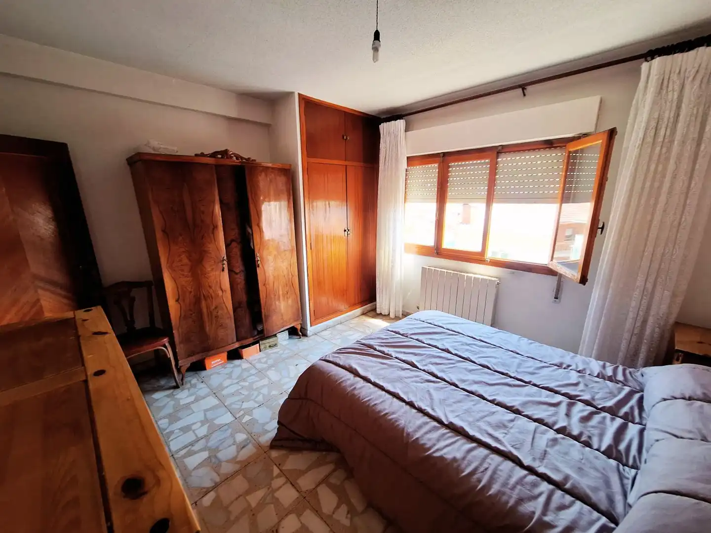 Habitación de Casa o chalet en venta en El Hoyo de Pinares  con Calefacción, Terraza y Trastero
